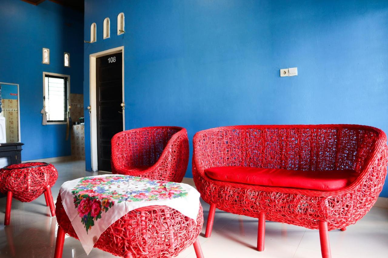 Oyo 2202 Delima Guest House Syariah Padang  Dış mekan fotoğraf